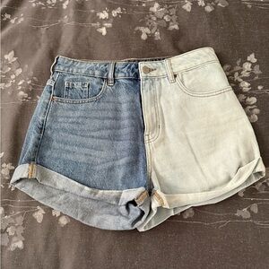 PacSun Two-Tone Denim Mom Shorts Size 28